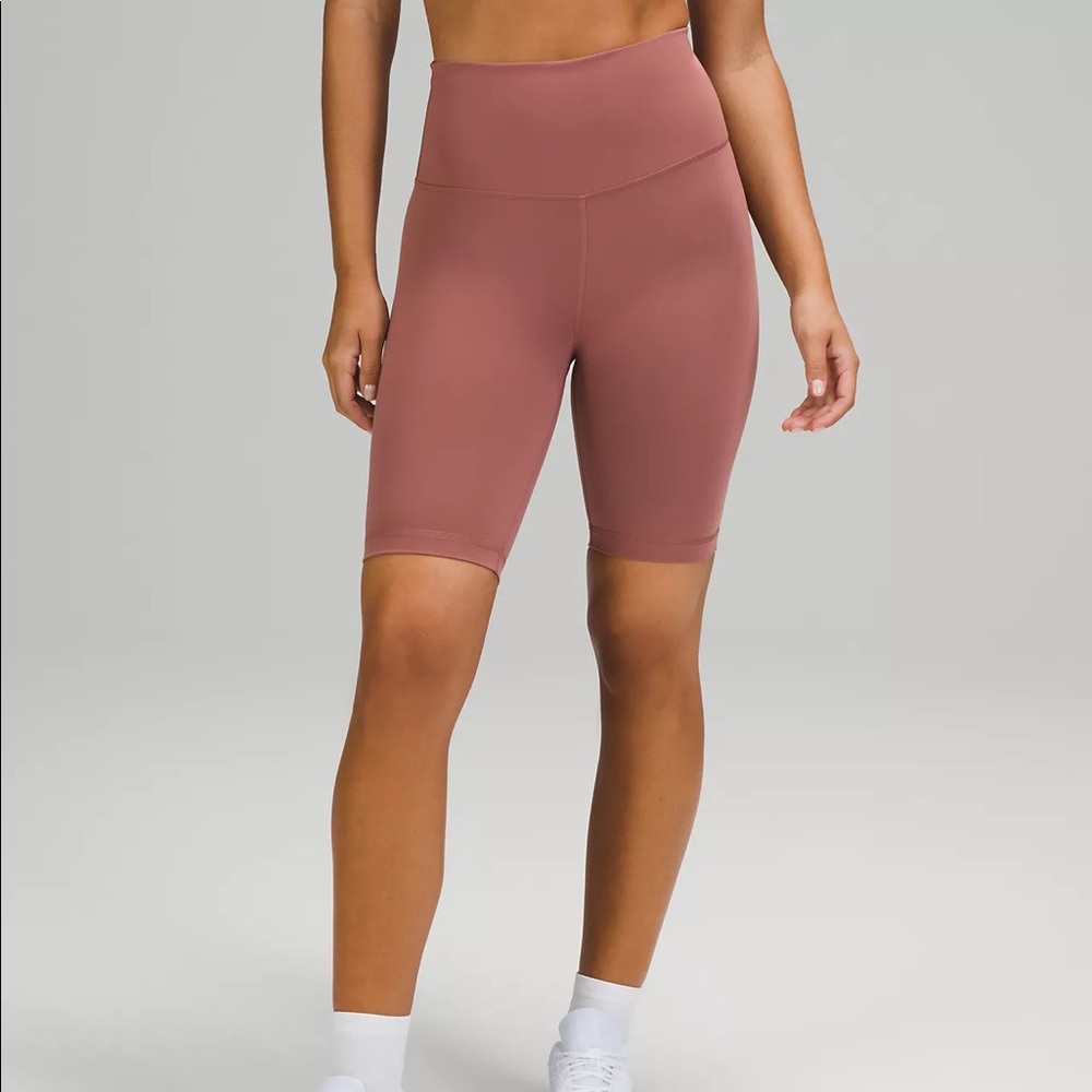 NWT Lululemon Wunder Train High-Rise Short 8" Color: spiced Chai; Size 2